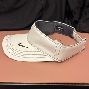 Nike Dri-Fit Visor